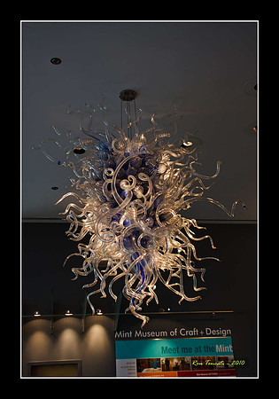 Packing up Chihuly Glass
