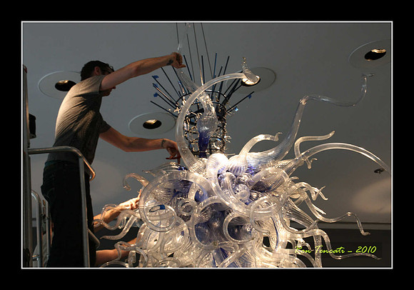 Packing up Chihuly Glass
