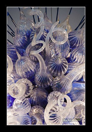 Packing up Chihuly Glass