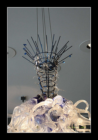 Packing up Chihuly Glass