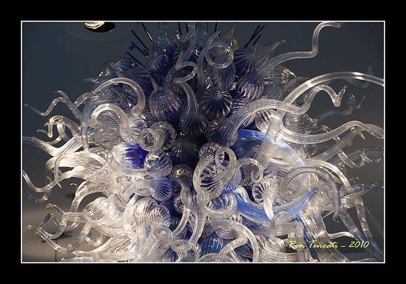 Packing up Chihuly Glass
