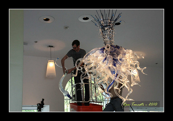 Packing up Chihuly Glass