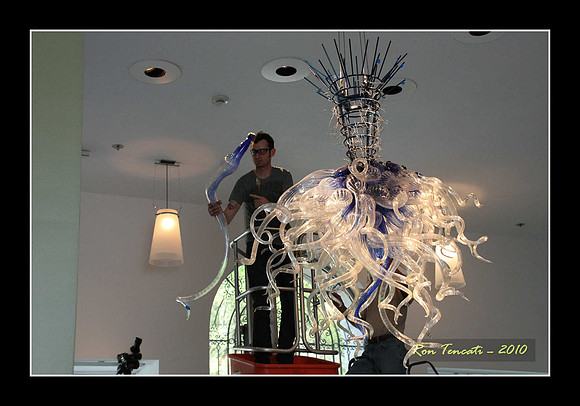 Packing up Chihuly Glass
