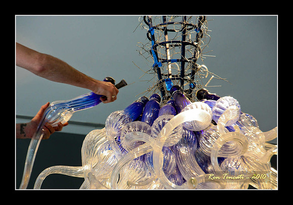 Packing up Chihuly Glass
