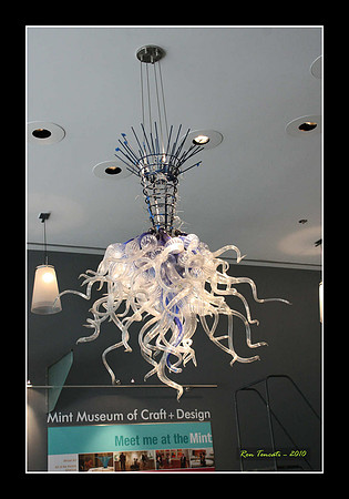 Packing up Chihuly Glass