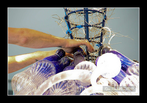 Packing up Chihuly Glass