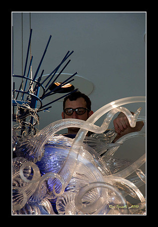 Packing up Chihuly Glass