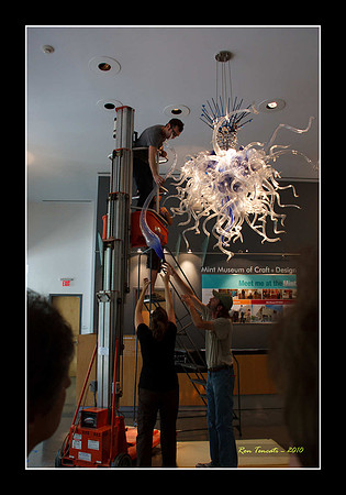 Packing up Chihuly Glass