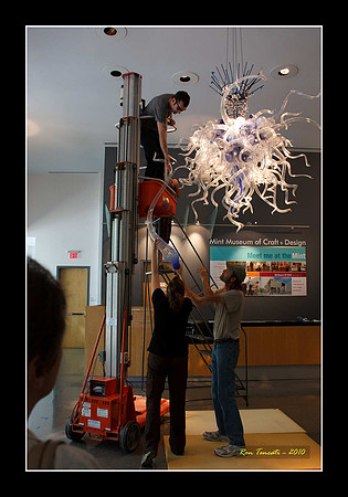 Packing up Chihuly Glass