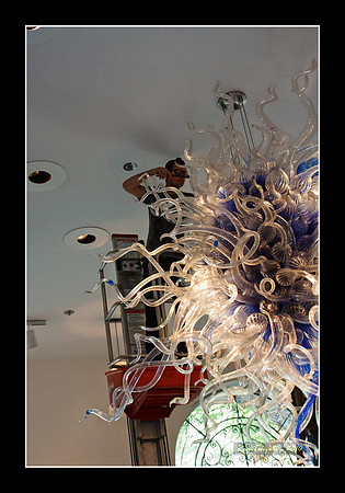 Packing up Chihuly Glass