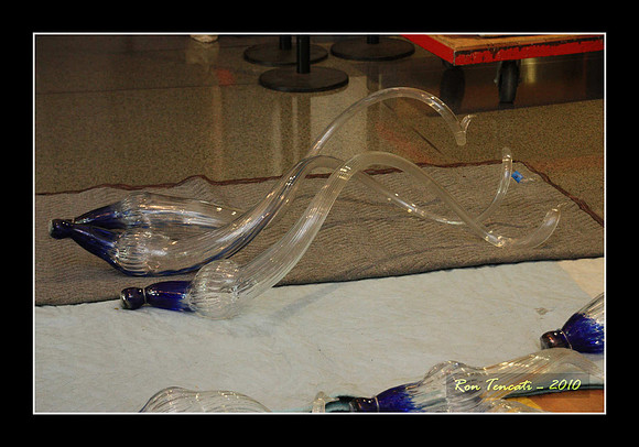 Packing up Chihuly Glass