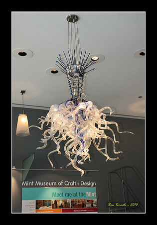 Packing up Chihuly Glass